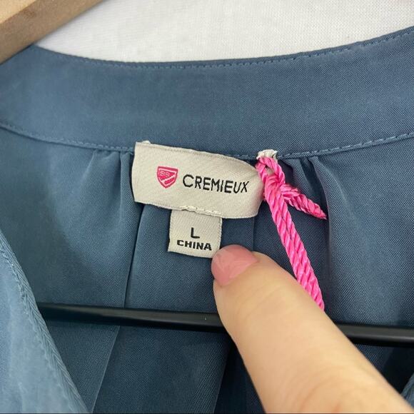 NEW Cremieux Blue Velvet Button Down Blouse Large Long-sleeved Ruffle Cuff - Picture 7 of 9